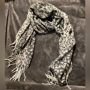 Pashmire Womens Scarf OS